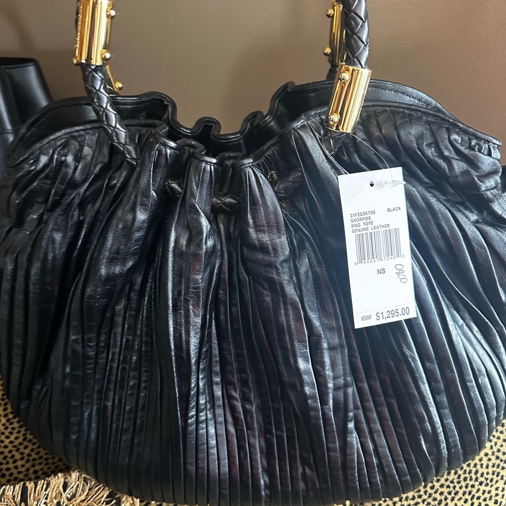 Michael Kors ❤️Skorpios Vintage Collection Ring Tote Crossbody Bag
~NWT~ - Picture 2 of 13